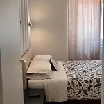 Chez Andrea Apartment *